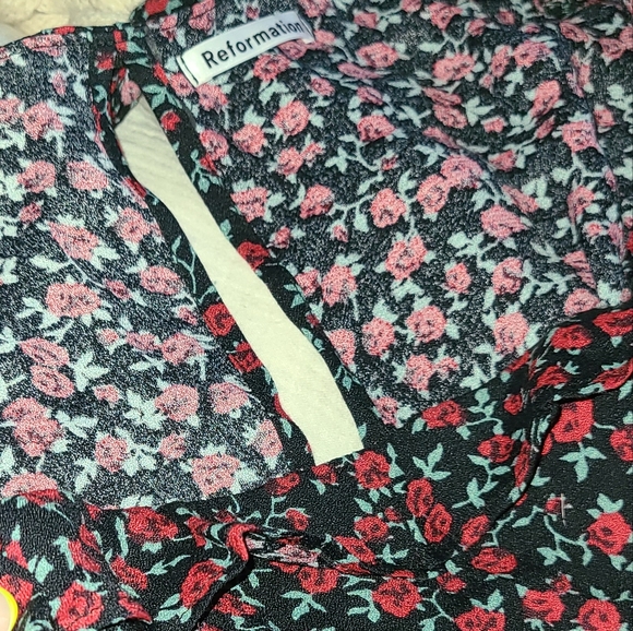 Reformation sz 6 Black Red Rose Floral Barb Mabel Ruffle Crop Long Sleeve Blouse - Picture 5 of 5